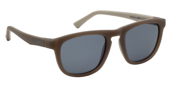 Dominique Brown / Light Brown