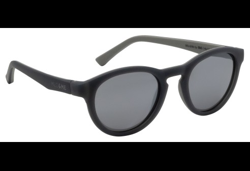 Chris Grey / Light Grey